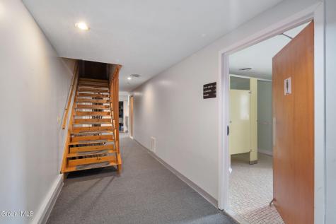 1688 Us-9 Castleton NY 12033