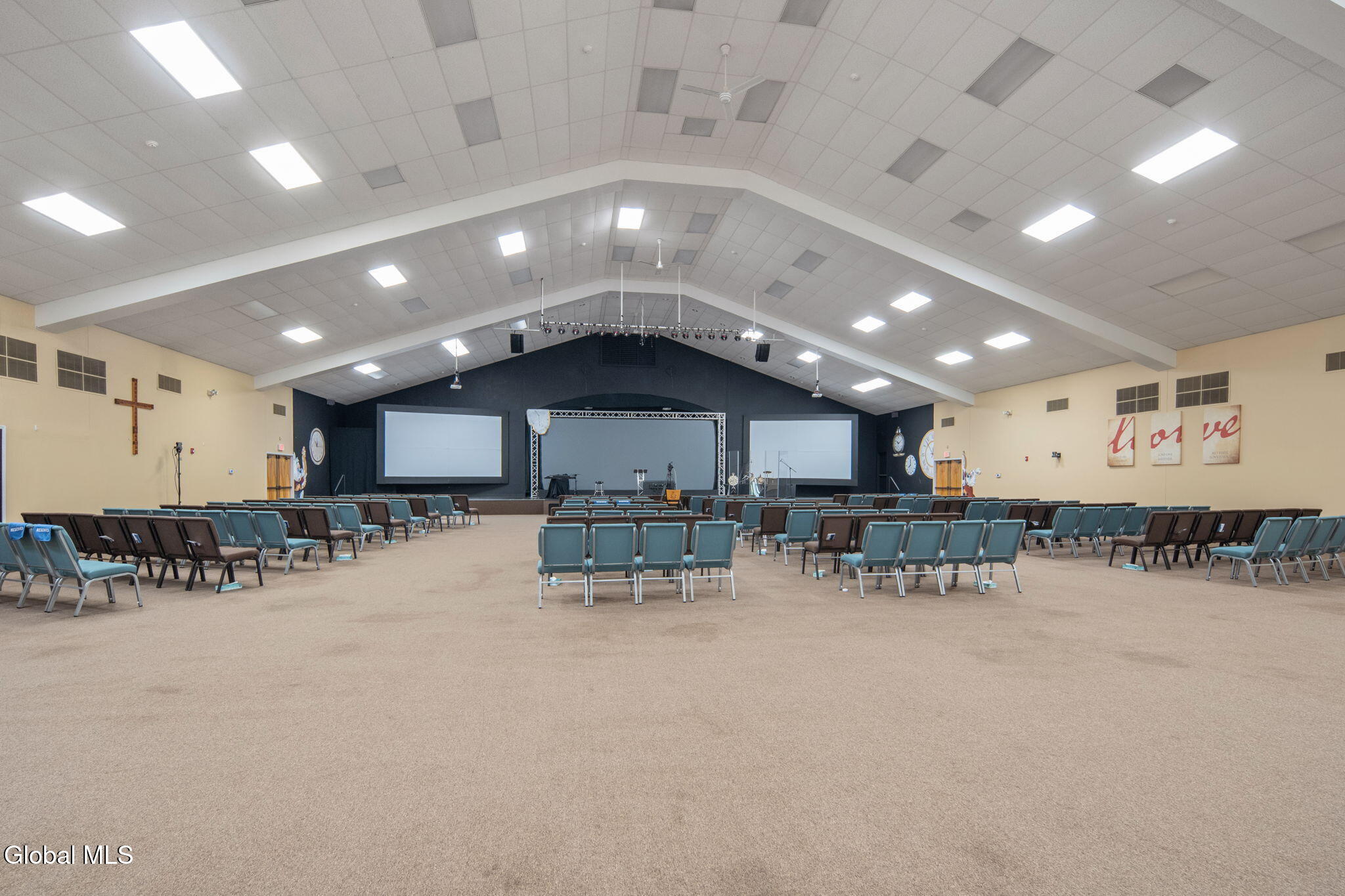 1688 Us-9 Castleton NY 12033