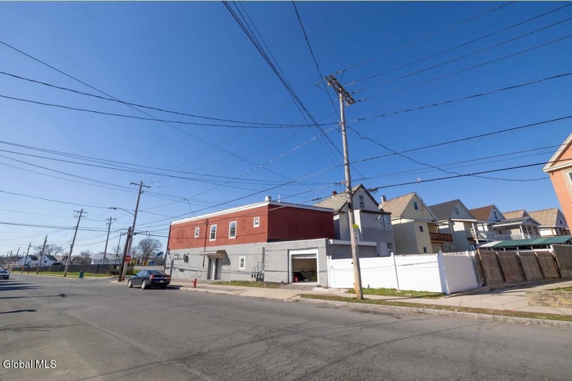 1115 Mcclyman Street Schenectady NY 12307
