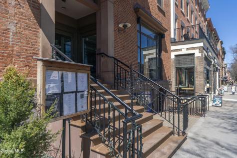 417 Broadway Saratoga Springs NY 12866