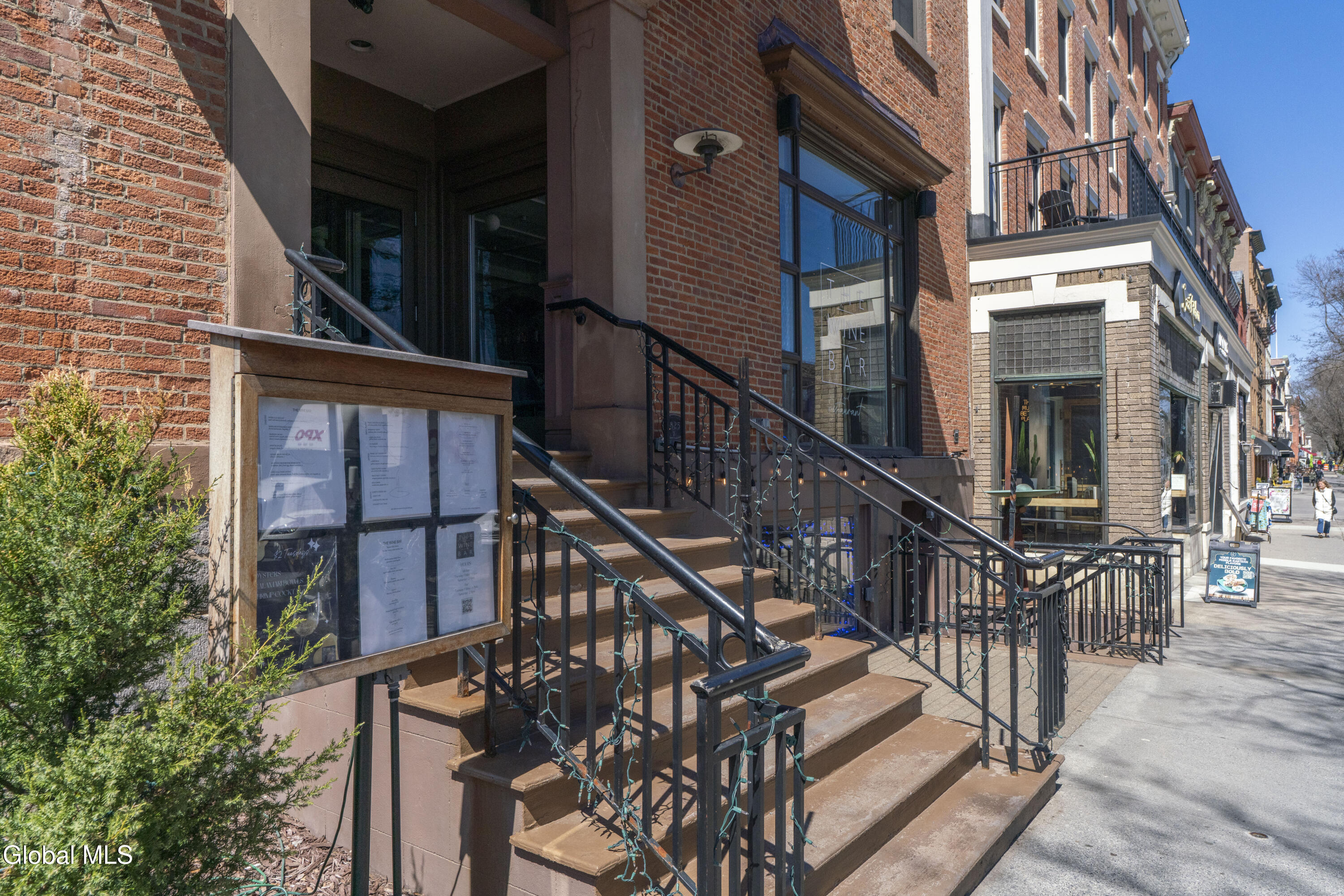417 Broadway Saratoga Springs NY 12866