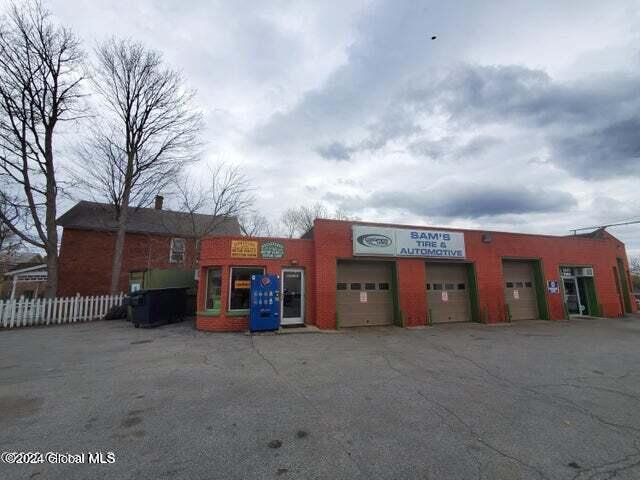 105 Congress Street Saratoga Springs NY 12866