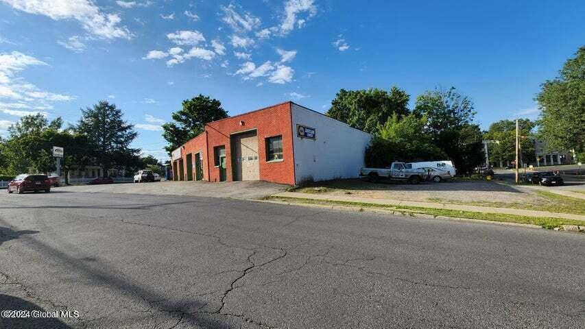 105 Congress Street Saratoga Springs NY 12866