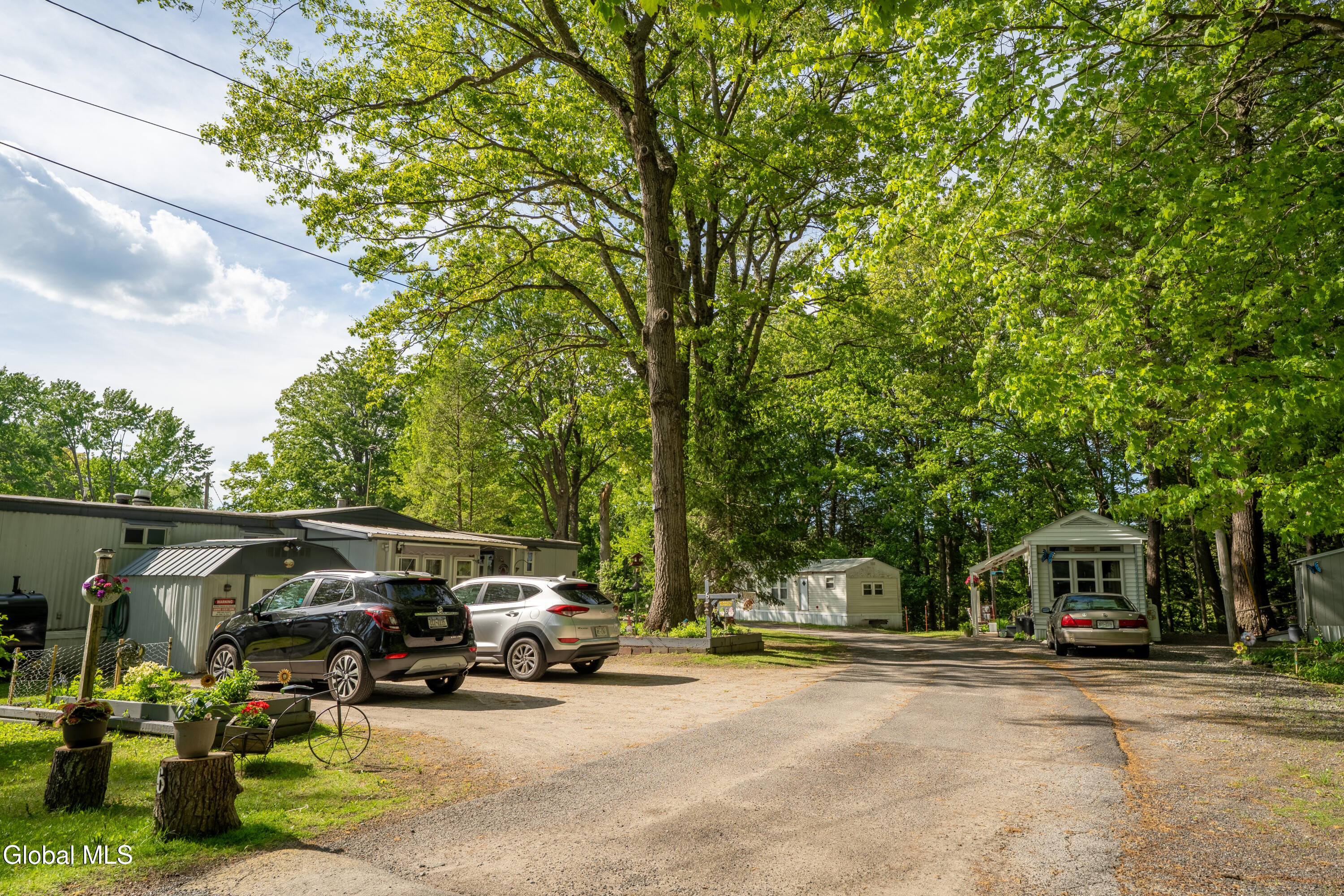 962 Ny-29a Gloversville NY 12078
