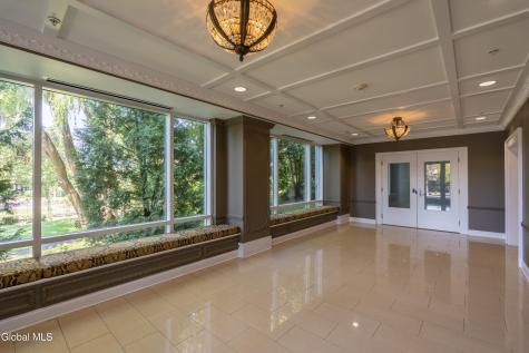 268 Broadway Saratoga Springs NY 12866
