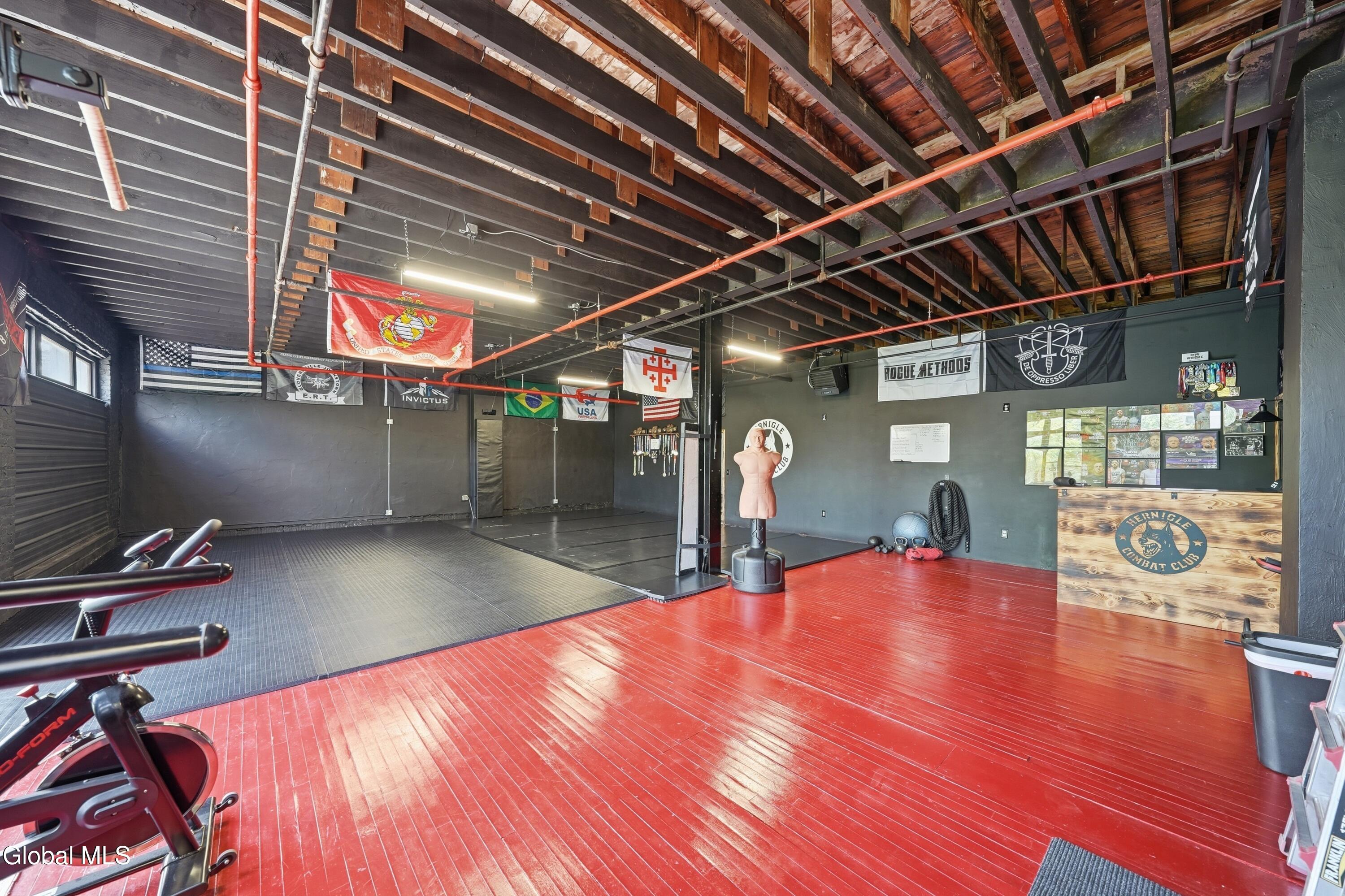 91 N Main Street Gloversville NY 12078