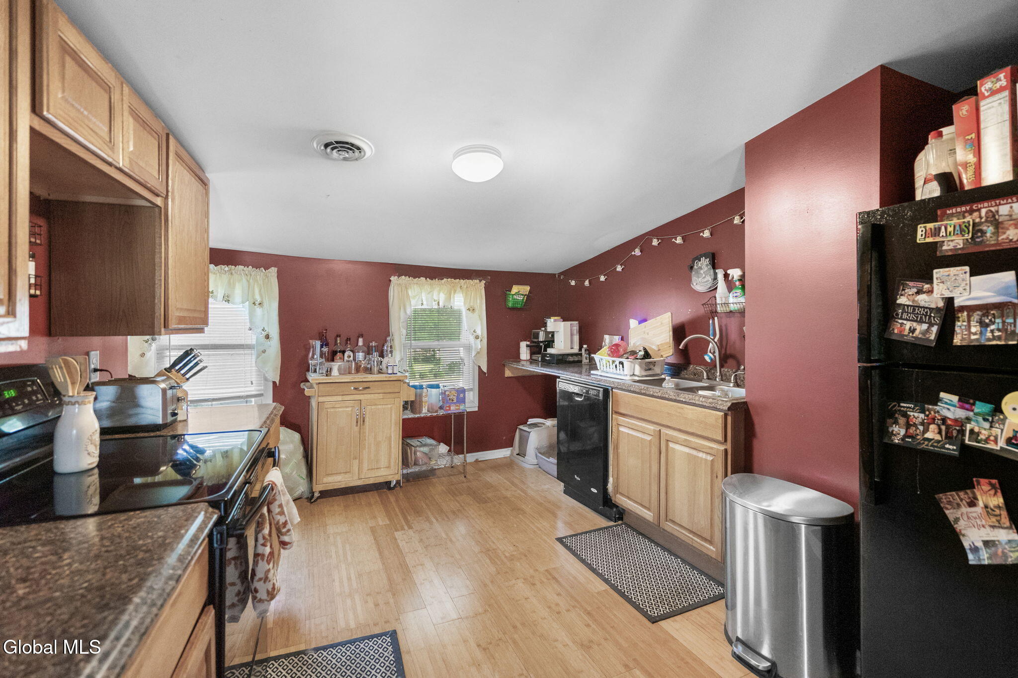 736 3rd Avenue Watervliet NY 12189