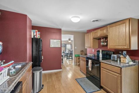 736 3rd Avenue Watervliet NY 12189