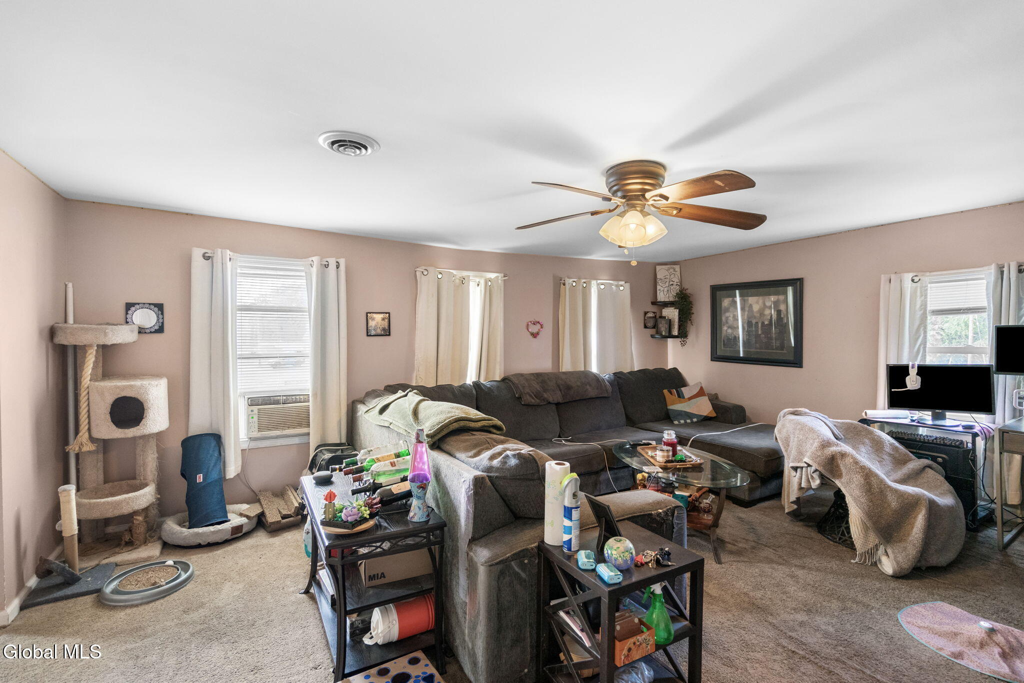736 3rd Avenue Watervliet NY 12189