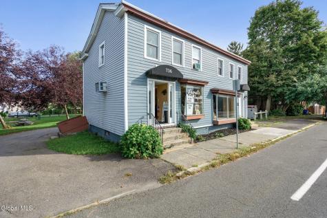 736 3rd Avenue Watervliet NY 12189