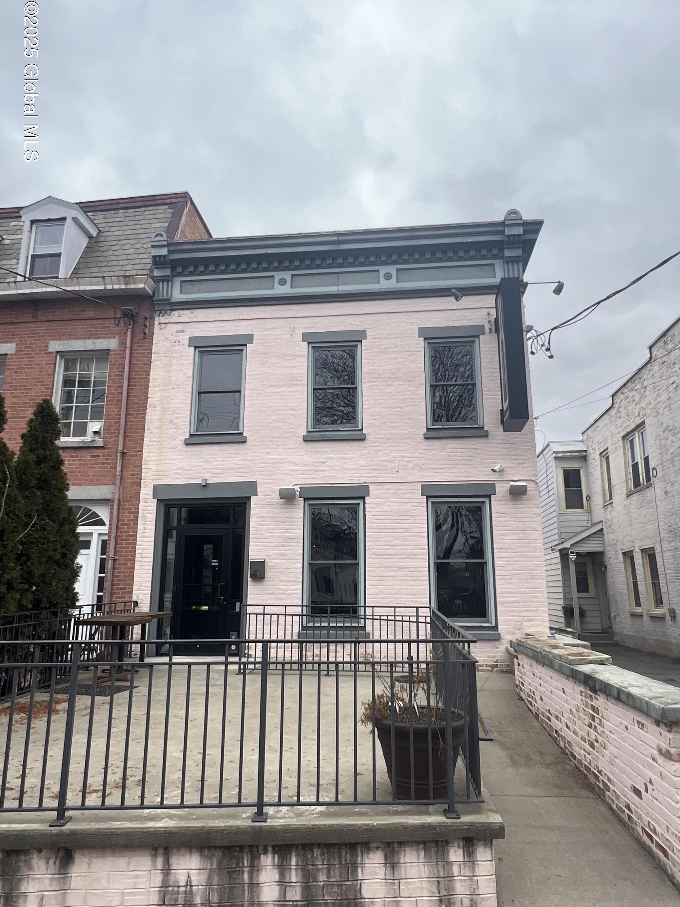 617 Union Street Schenectady NY 12305