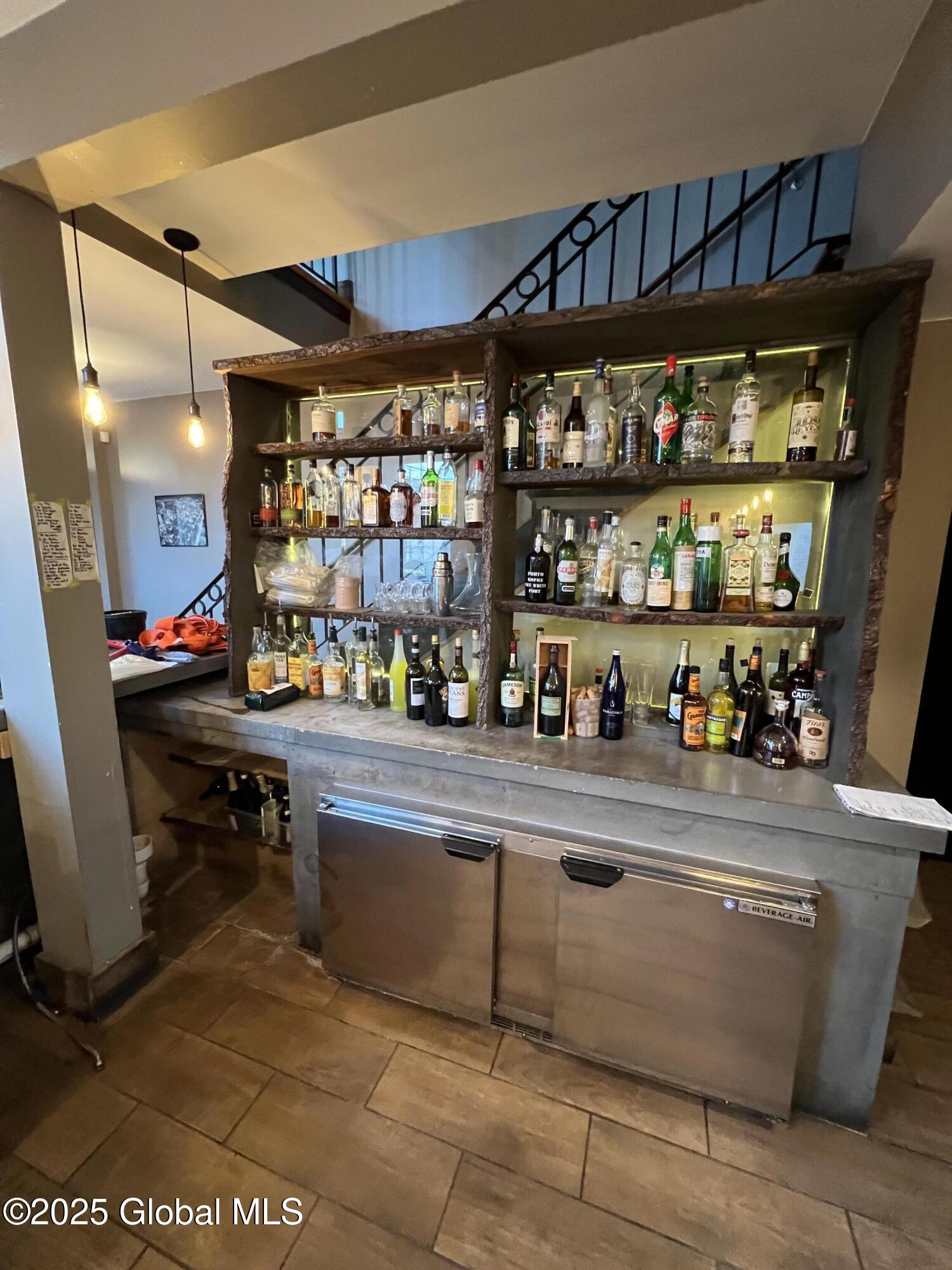 617 Union Street Schenectady NY 12305