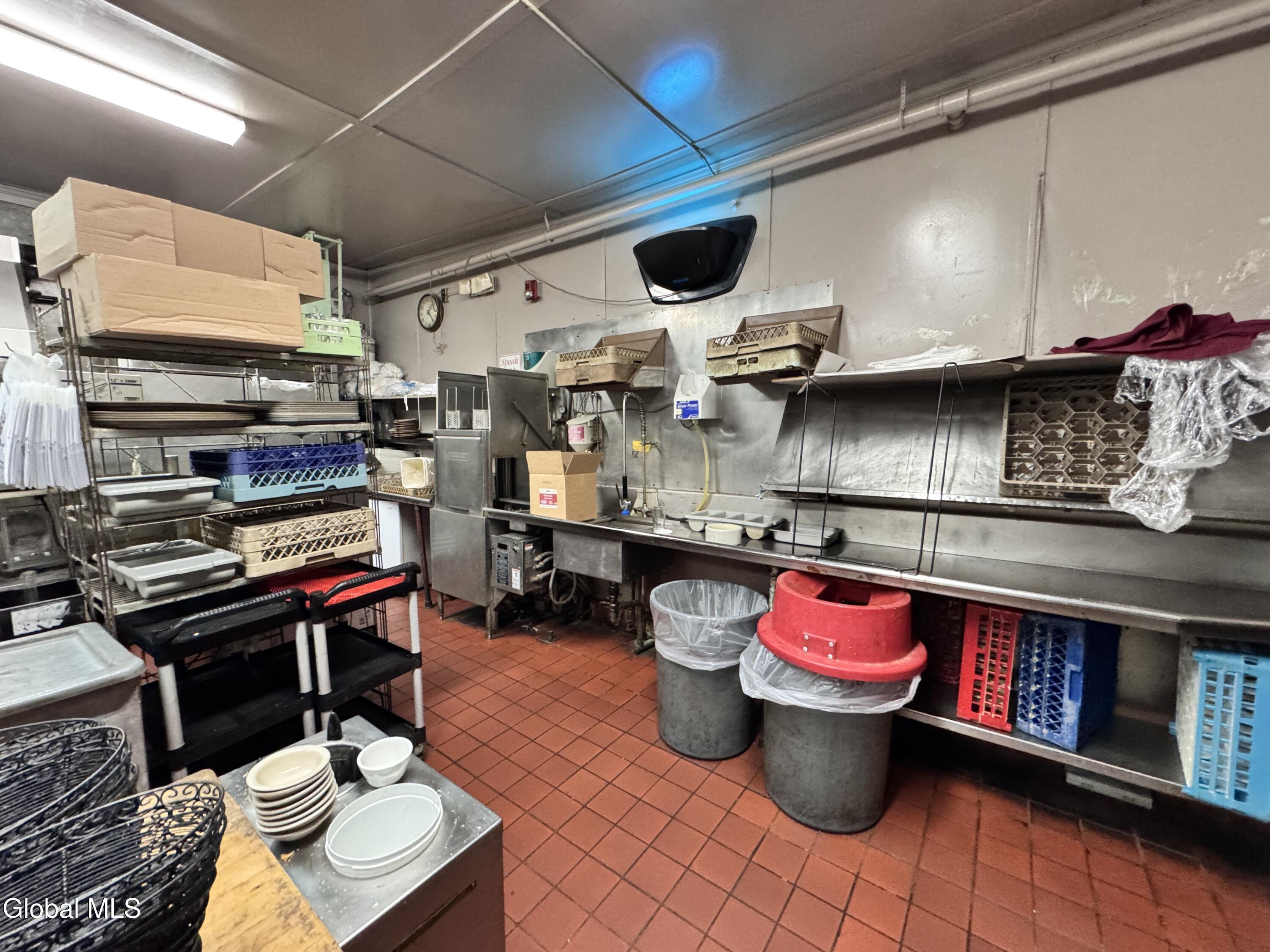 572 2nd Avenue Troy NY 12182