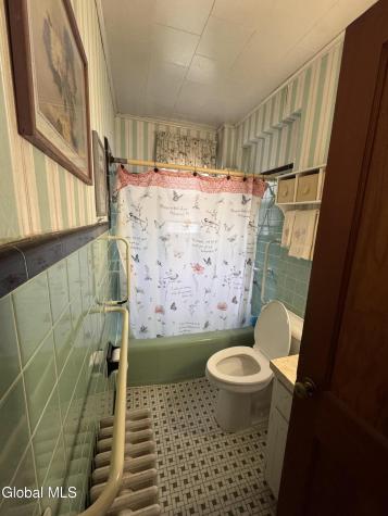 572 2nd Avenue Troy NY 12182