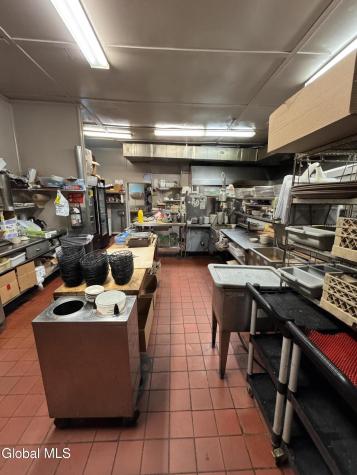 572 2nd Avenue Troy NY 12182