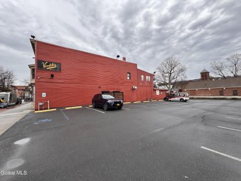 572 2nd Avenue Troy NY 12182