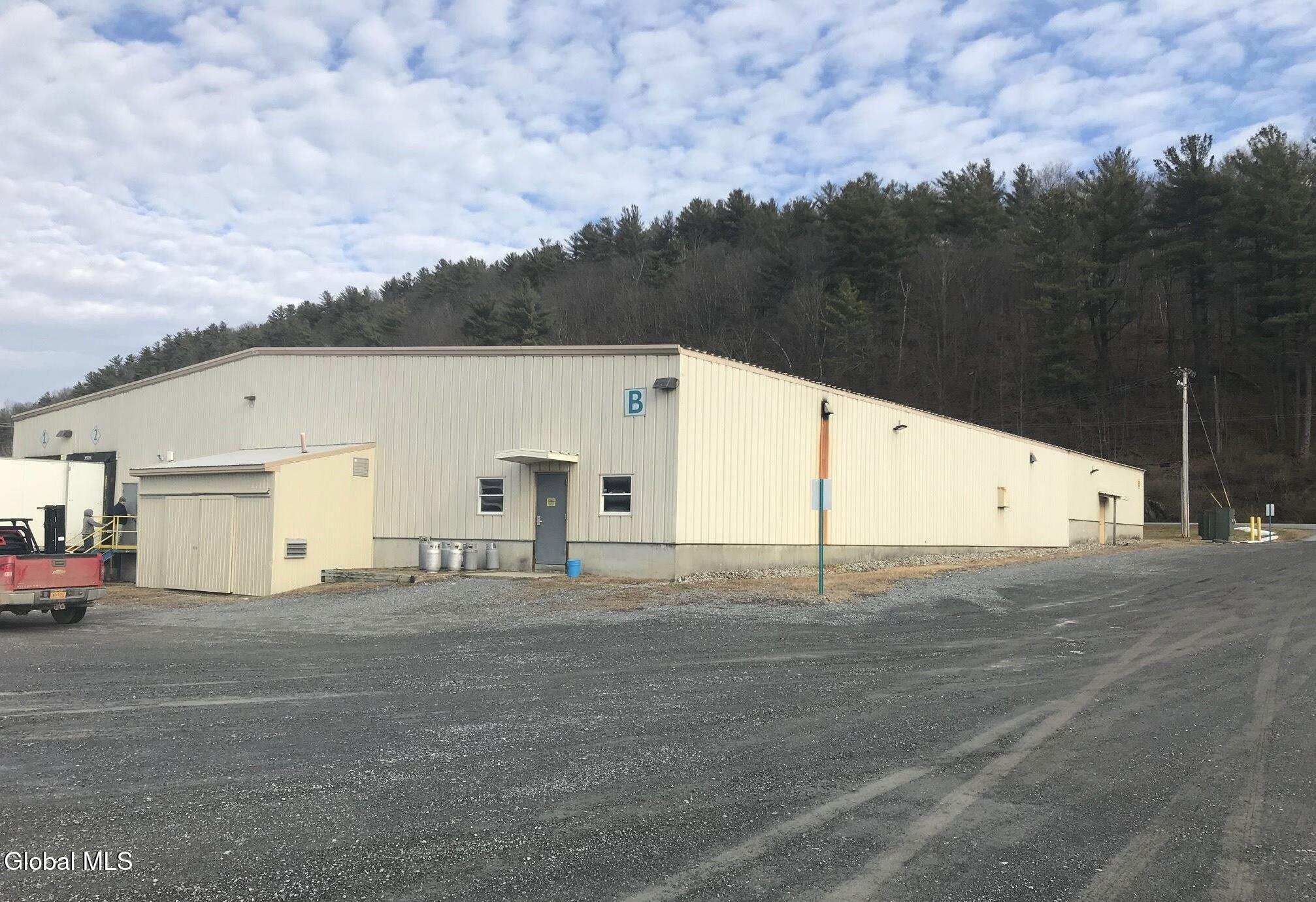 879 Route Cambridge NY 12816
