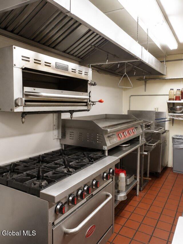 2890 State Route 8 Speculator NY 12164