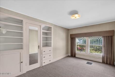 1006 Union Street Schenectady NY 12308
