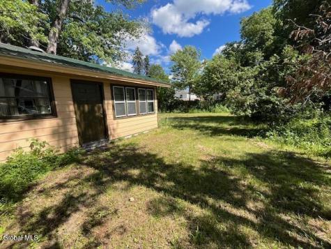 10 E 9th Avenue Gloversville NY 12078