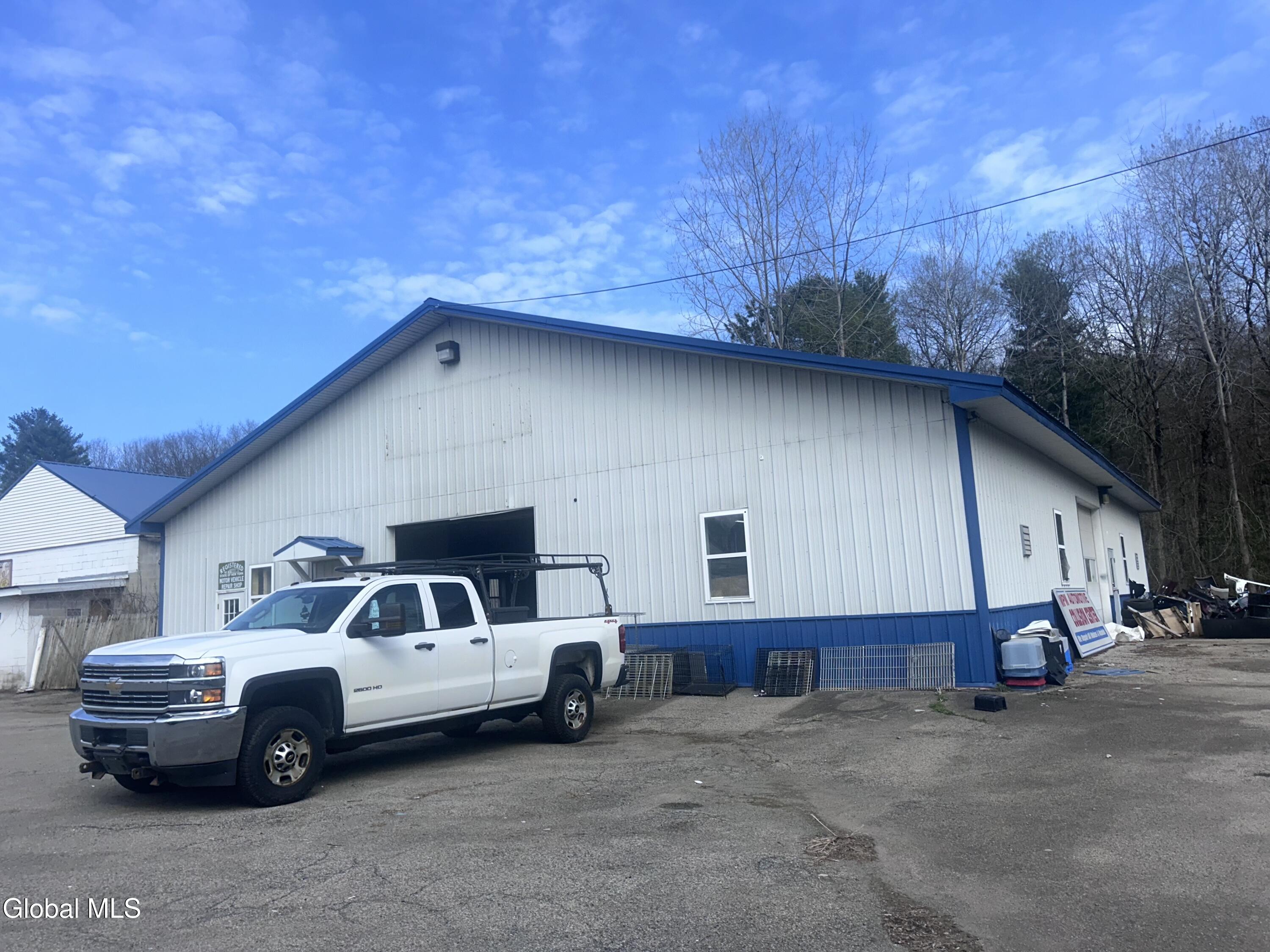 275 1/2 S Main Street Gloversville NY 12078