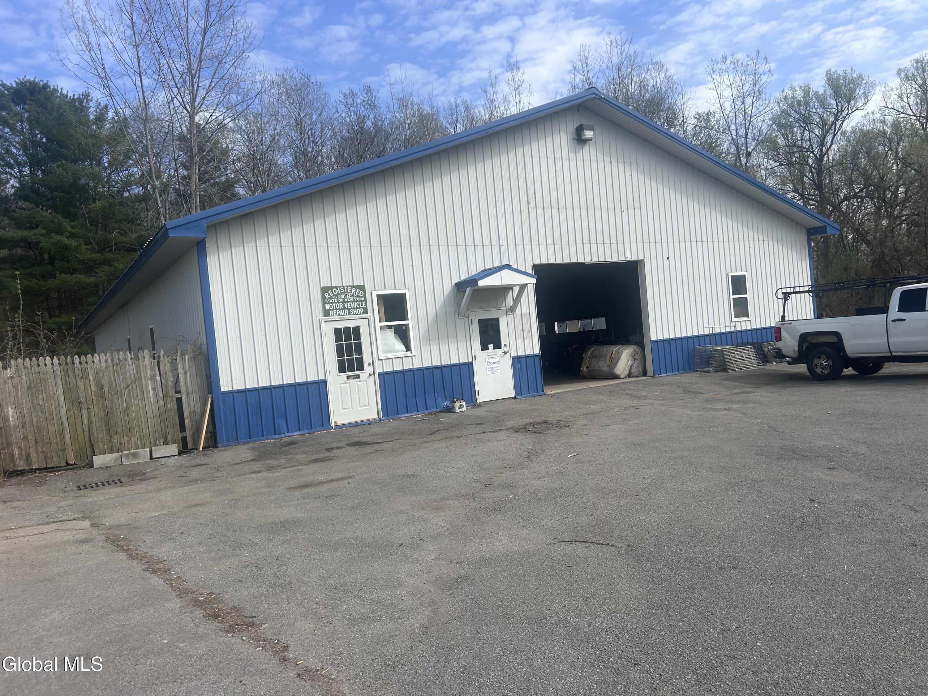 275 1/2 S Main Street Gloversville NY 12078