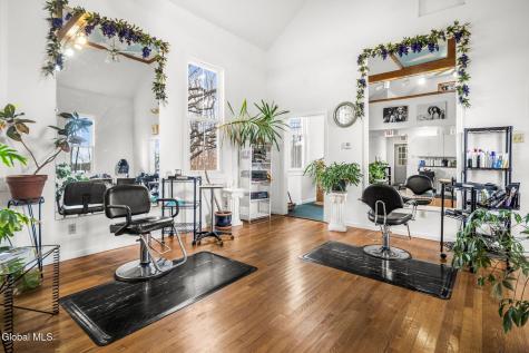 300 Old Niskayuna Road Colonie NY 12110