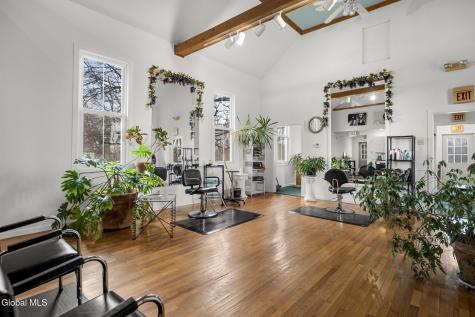 300 Old Niskayuna Road Colonie NY 12110