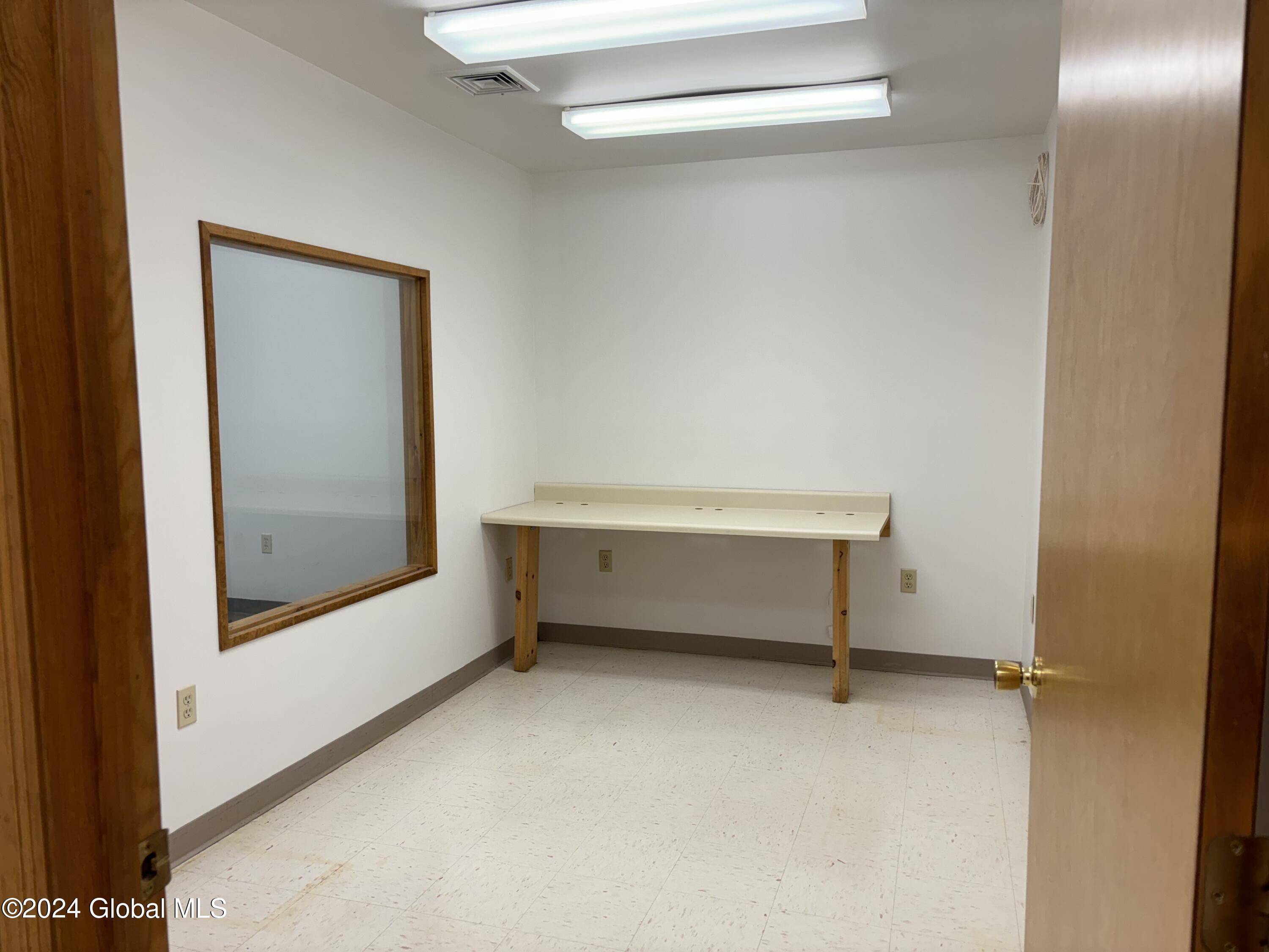527 N Perry Street Johnstown NY 12095
