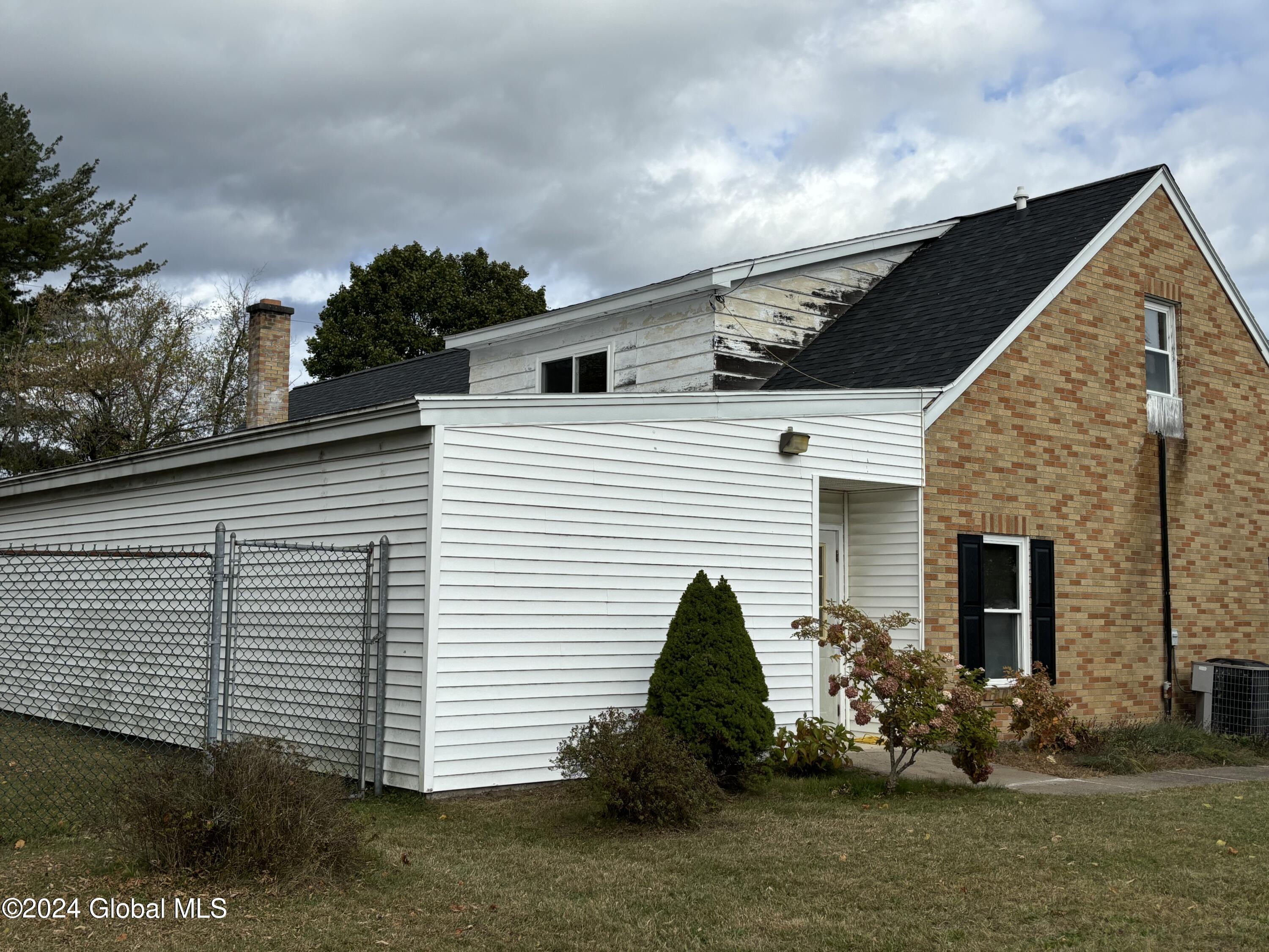 527 N Perry Street Johnstown NY 12095