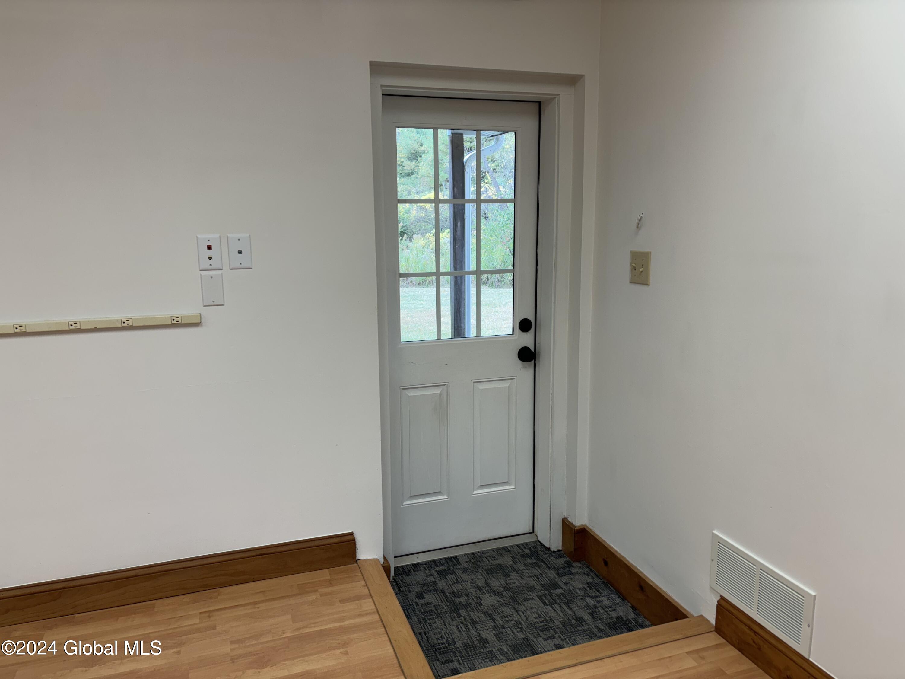 527 N Perry Street Johnstown NY 12095