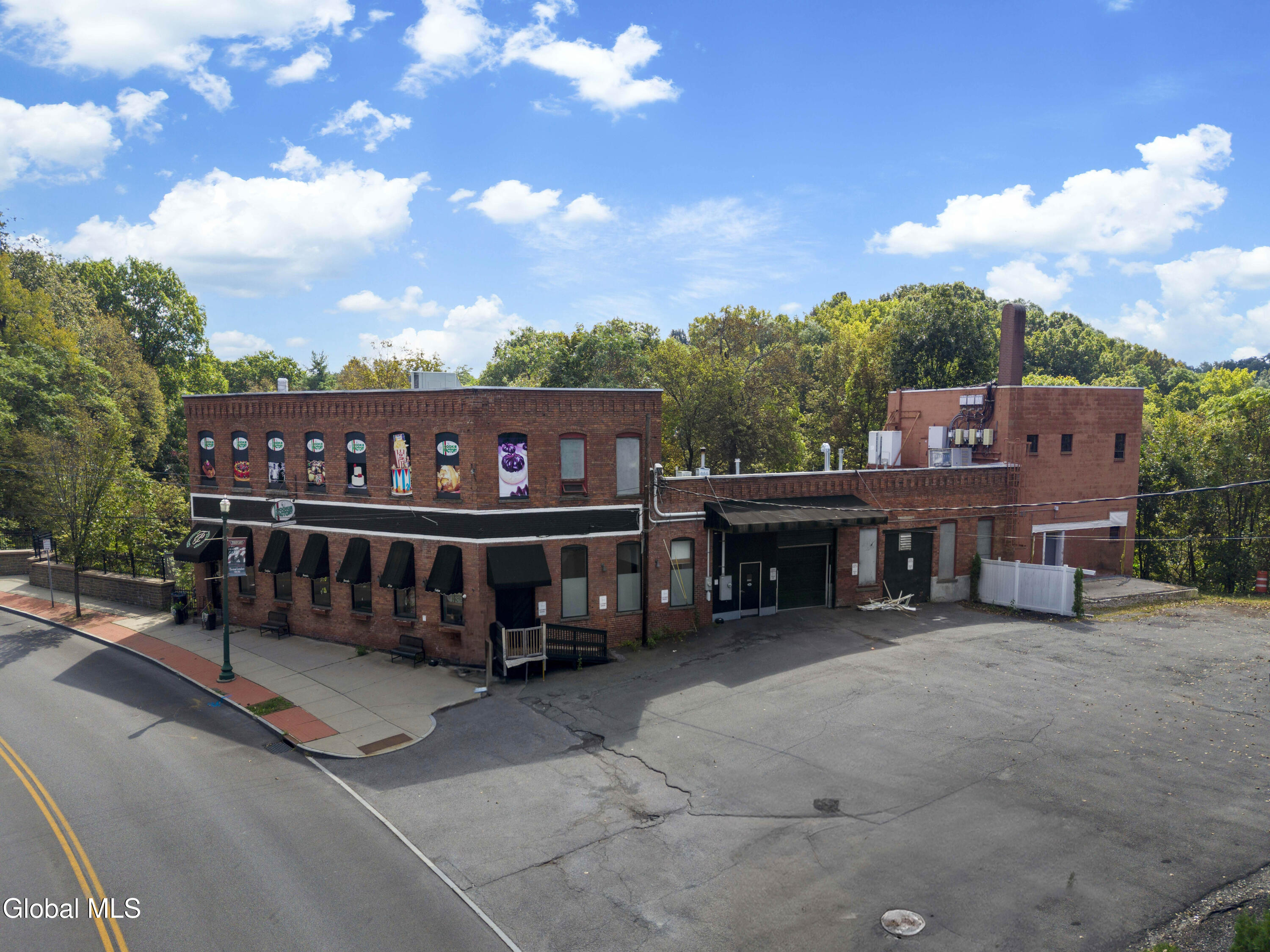520 Congress Street Troy NY 12180