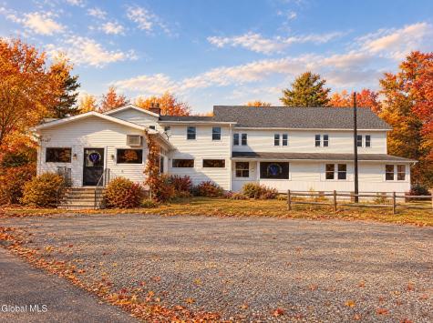 13 Park Ave Extension Hadley NY 12835