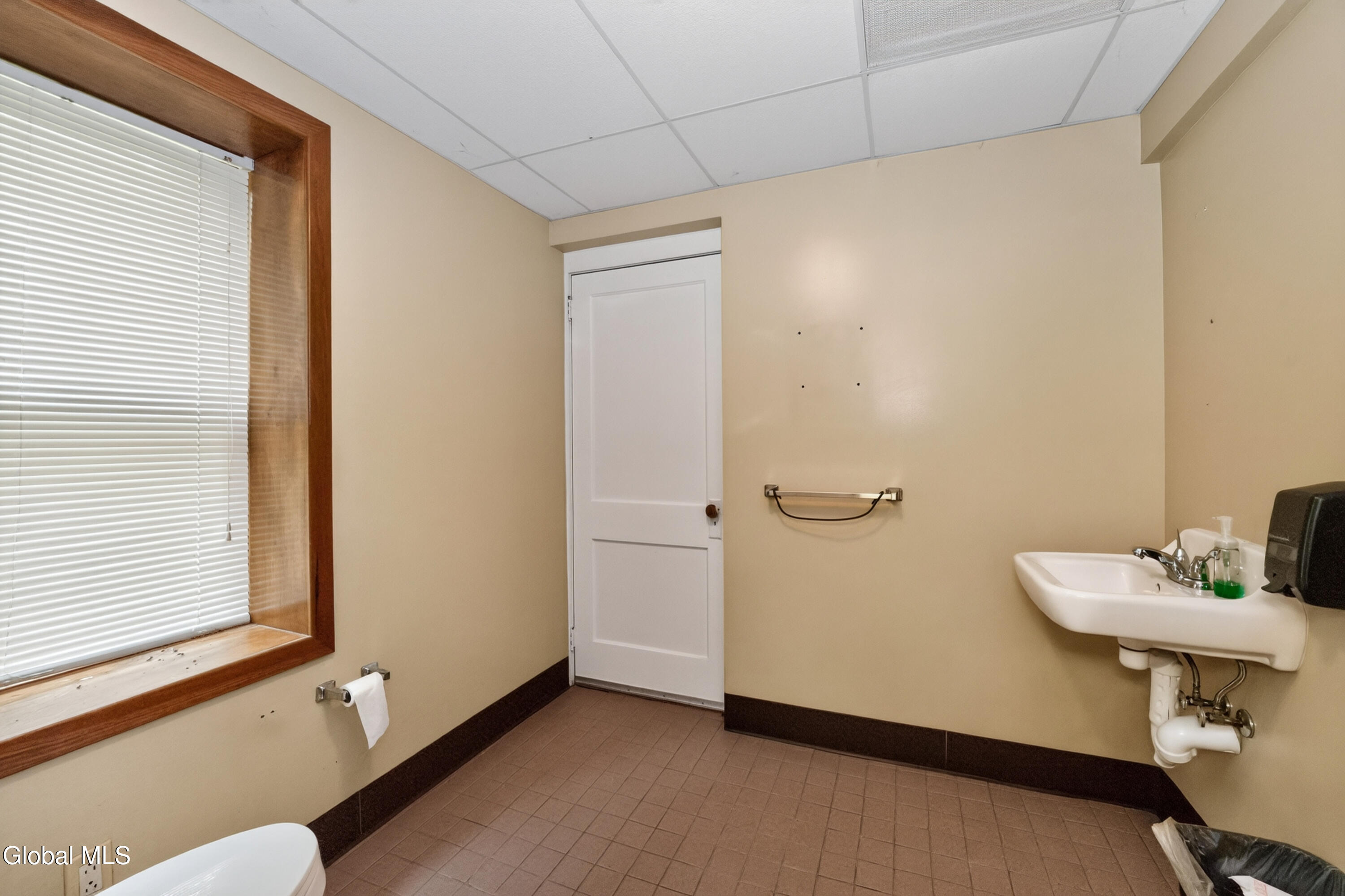 4000 Silver Beach Road Malta NY 12020