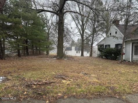 1221 Loudon Road Cohoes NY 12047