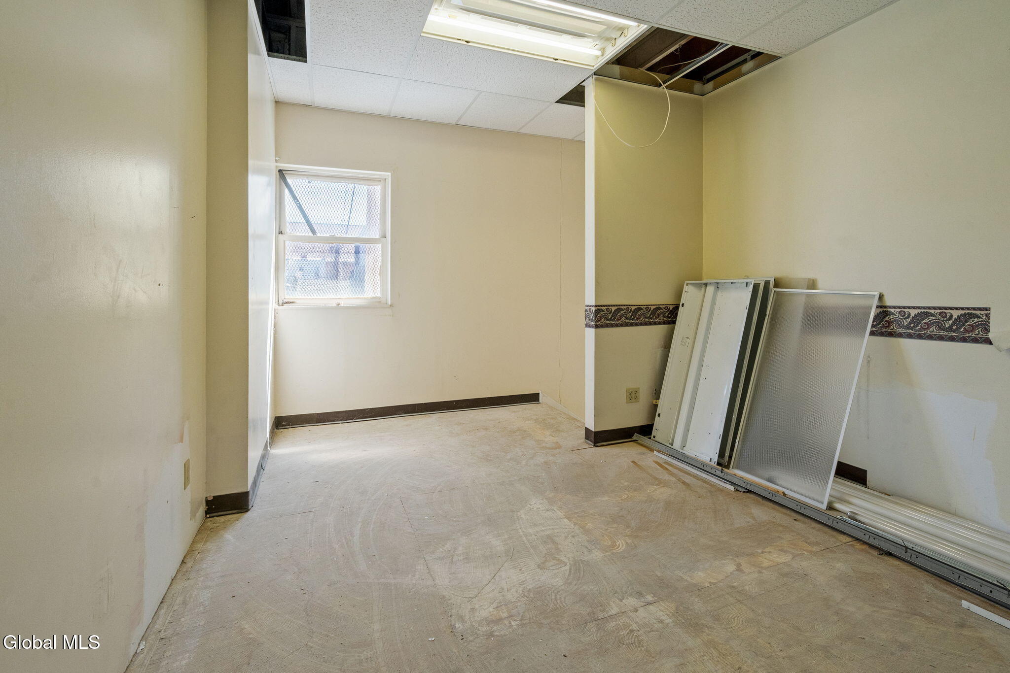 233 Central Avenue Albany NY 12206
