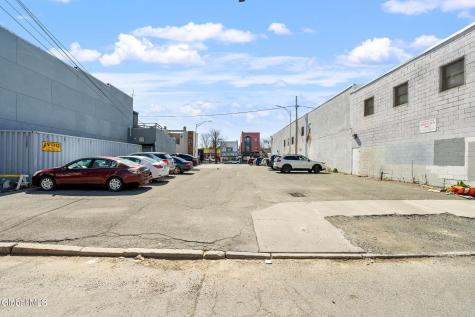 233 Central Avenue Albany NY 12206