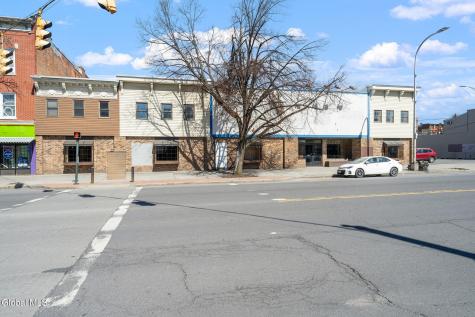 233 Central Avenue Albany NY 12206