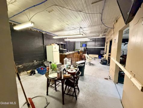110 Brookside Avenue Amsterdam NY 12010