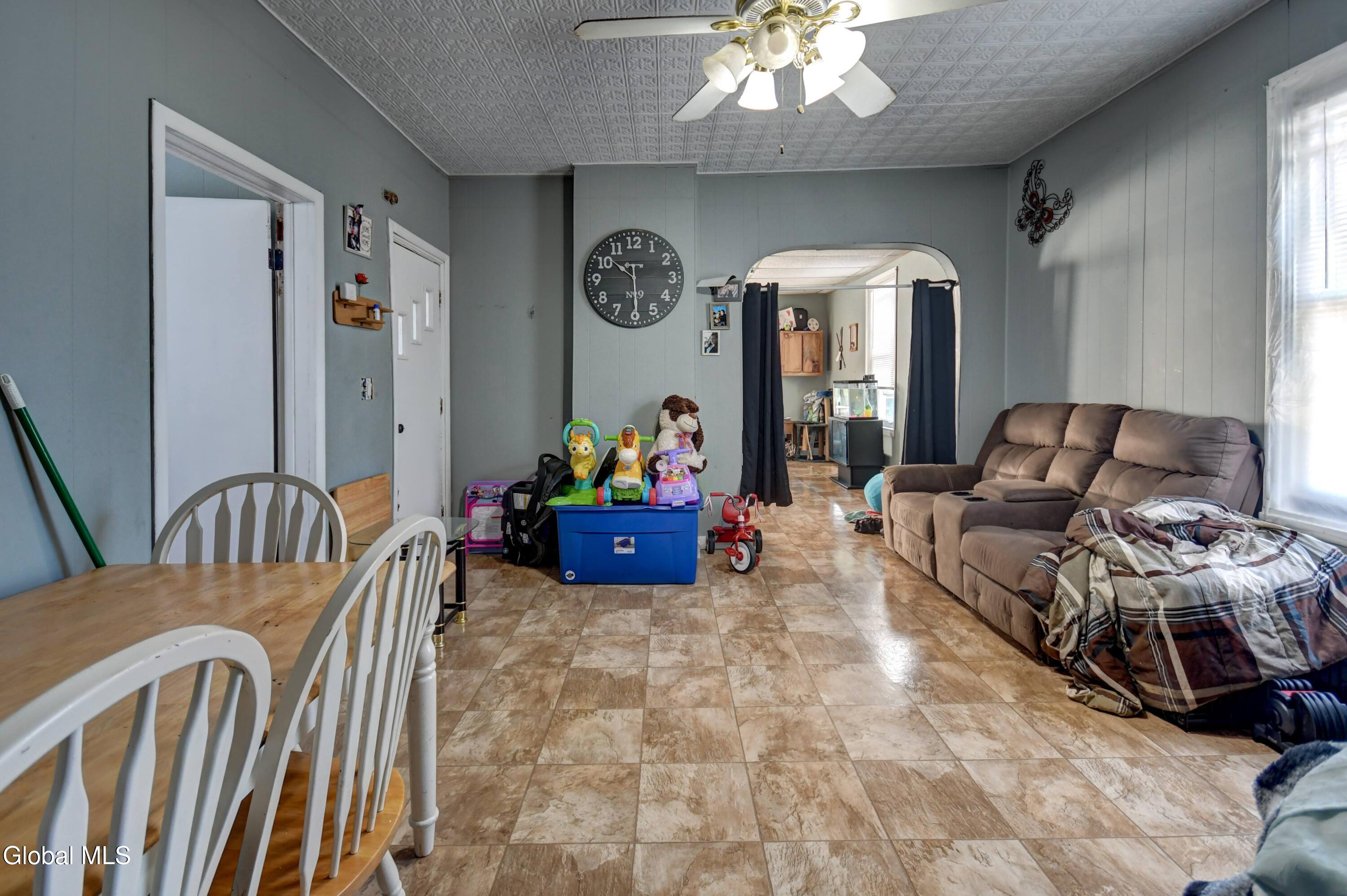 39 Cayadutta Street Johnstown NY 12095