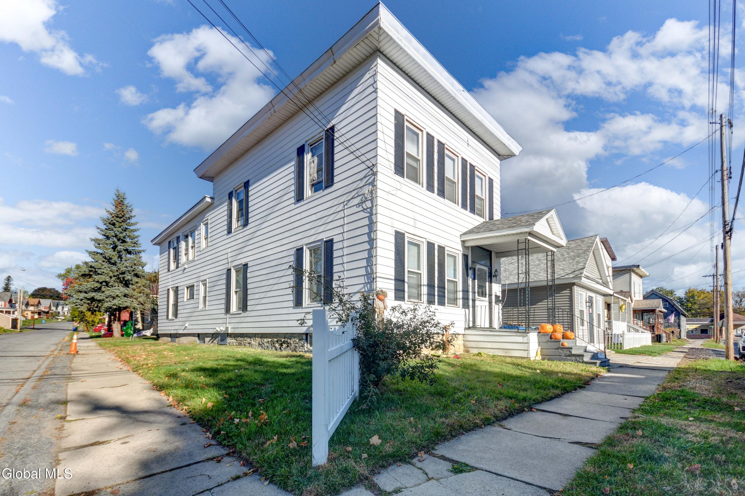 39 Cayadutta Street Johnstown NY 12095