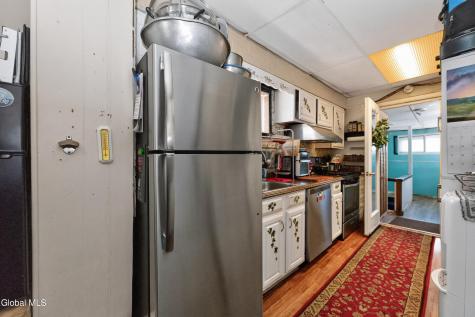 41 Chestnut Street Amsterdam NY 12010