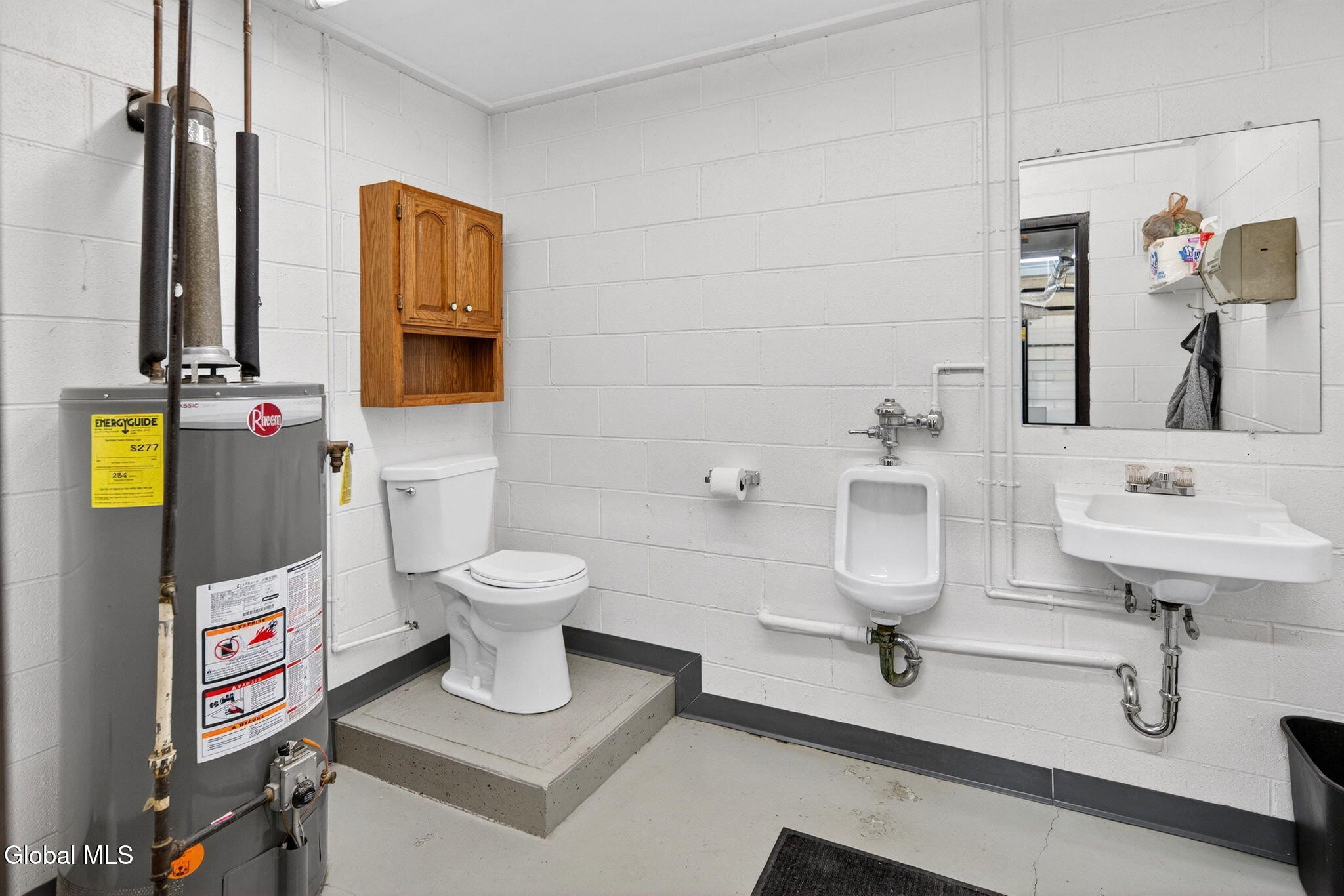 1306 Broadway Albany NY 12204