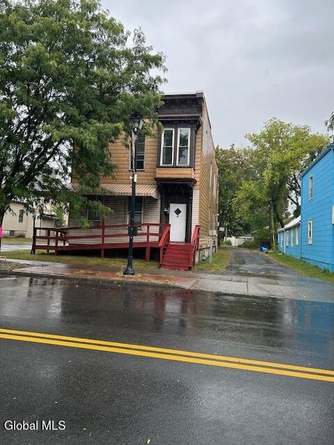 815 Nineteenth Street Watervliet NY 12189