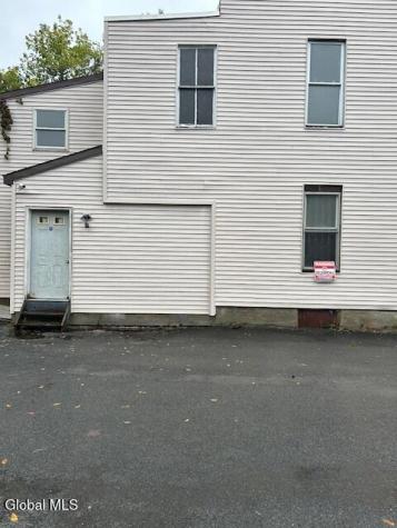 815 Nineteenth Street Watervliet NY 12189
