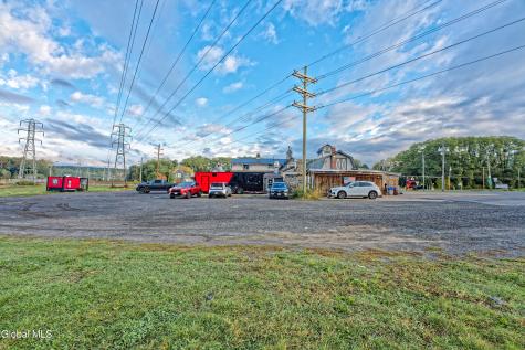 671 Mariaville Road Schenectady NY 12306