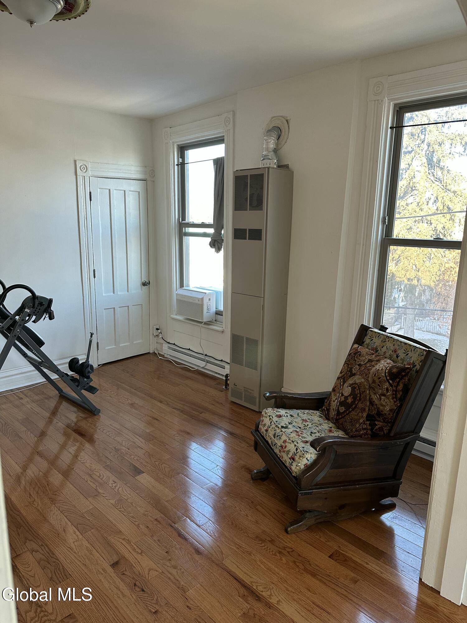 8 Garner Street Albany NY 12047