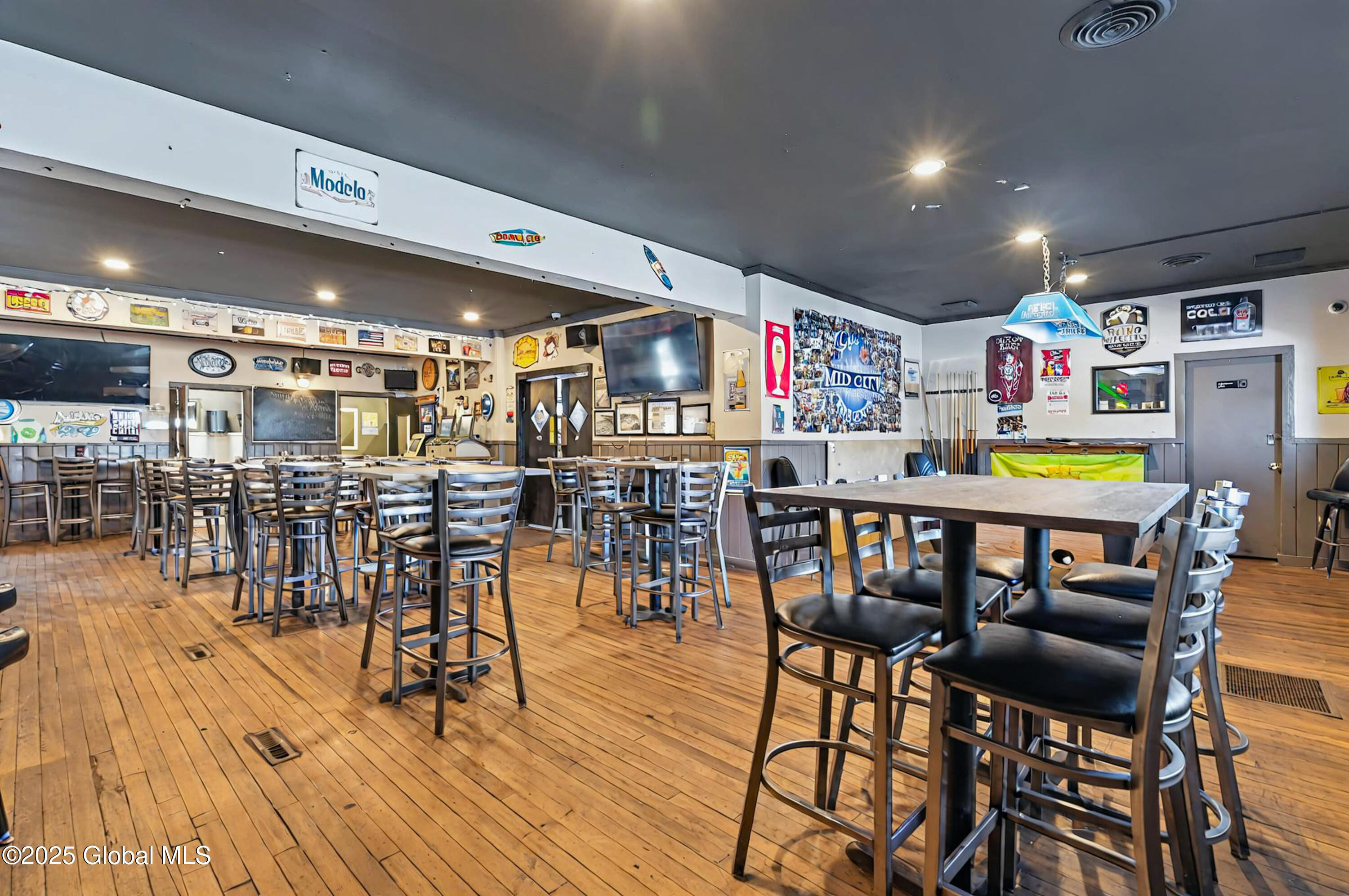 327 Broadway Menands NY 12204