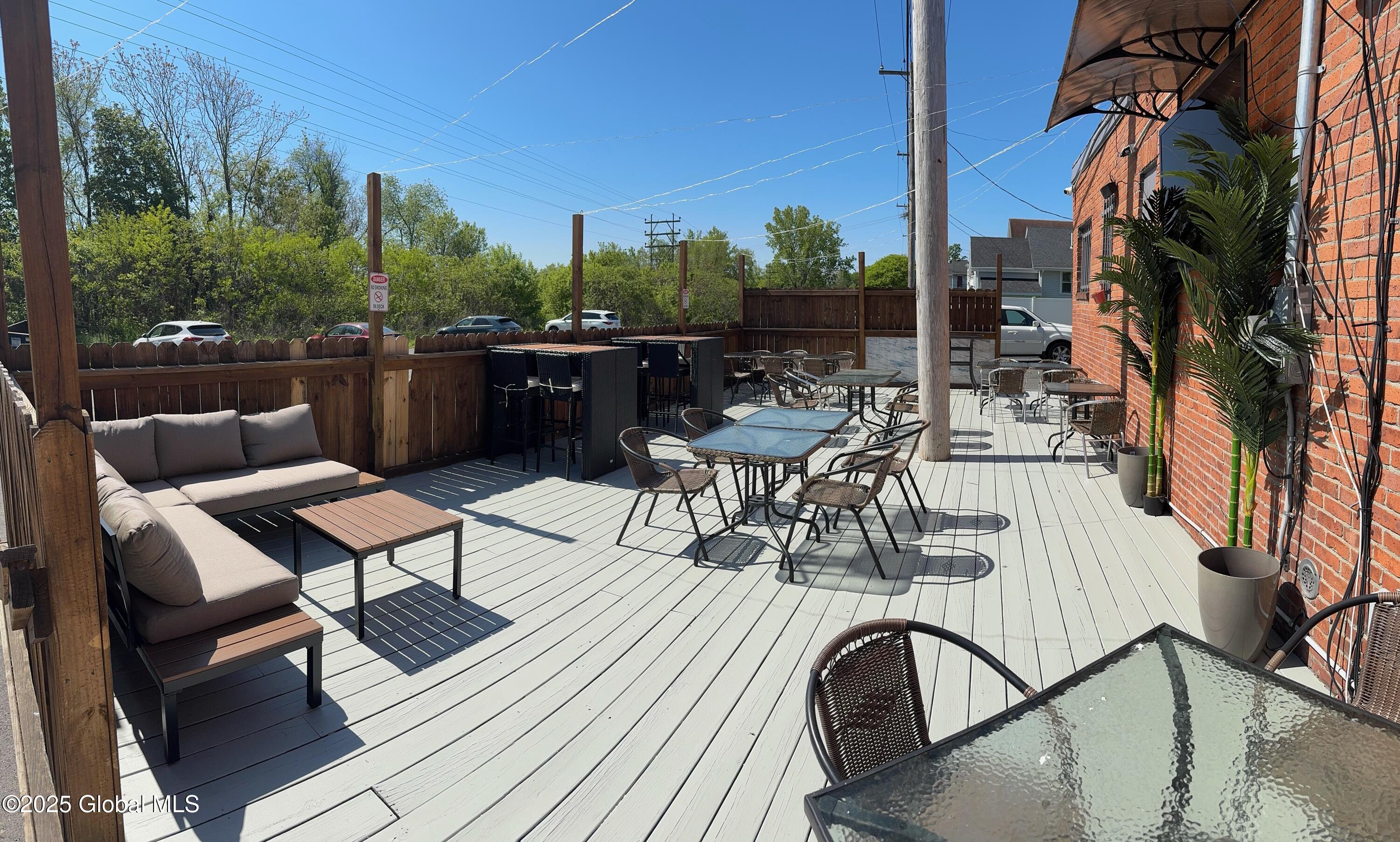 327 Broadway Menands NY 12204