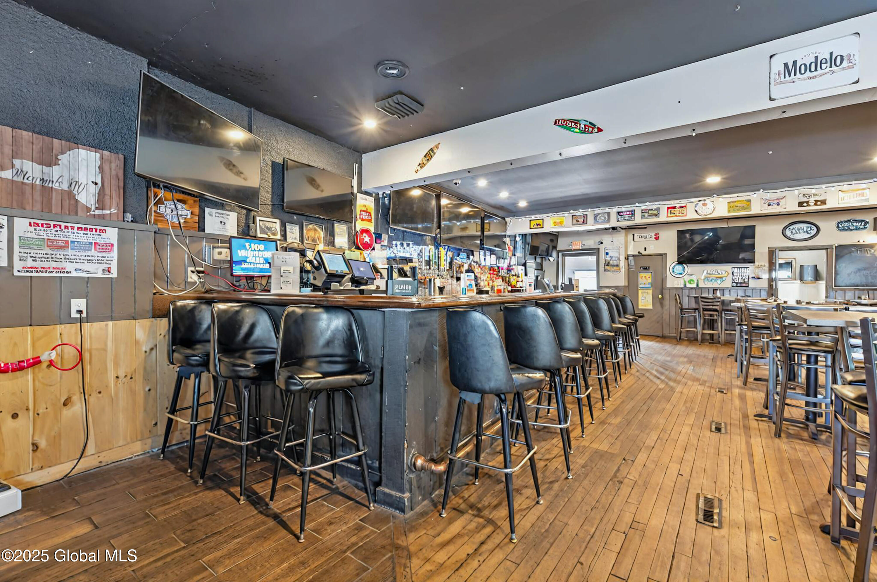 327 Broadway Menands NY 12204